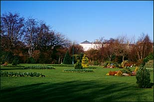 Archbishop Ryan Park Dublin, © 1996 Juergen Kullmann