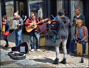 Straßenmusiker in Galway, © 2016 Juergen Kullmann