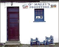 O’Malley’s Foodstore, © 1996 Juergen Kullmann