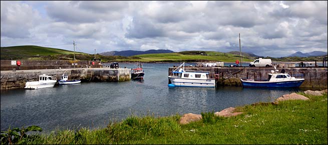 Cleggan Harbour, © 2019 Jürgen Kullmann